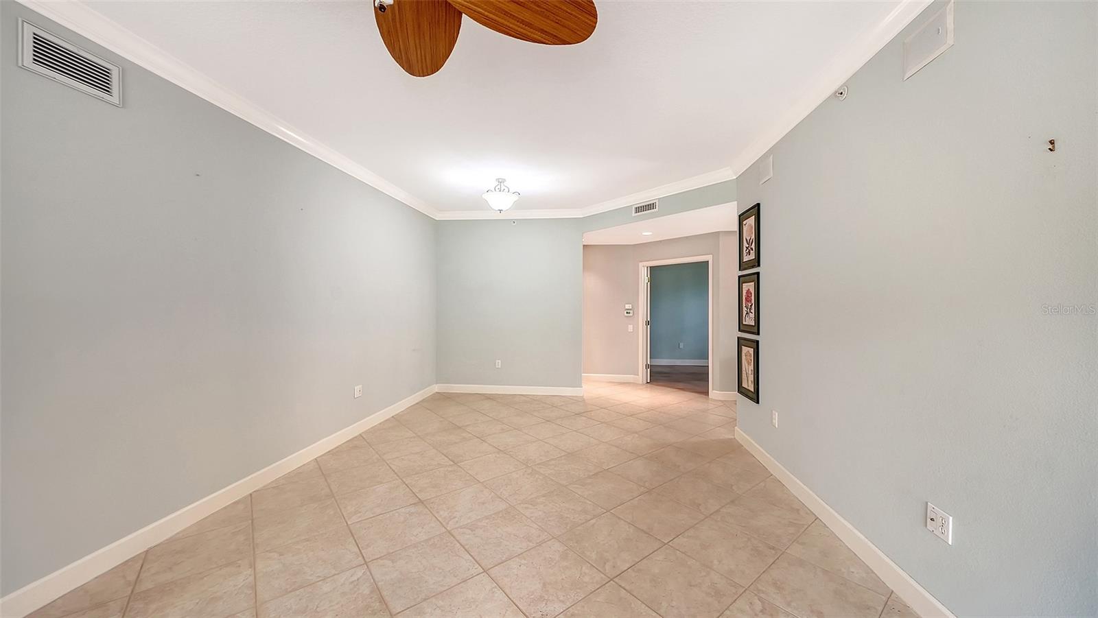 5211 PARISIENNE PL #101B27