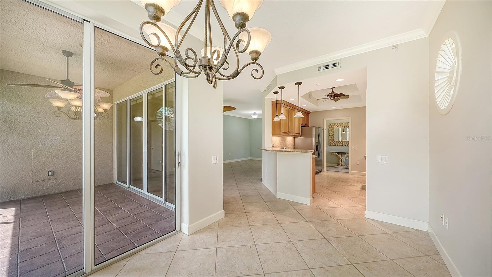 5211 PARISIENNE PL #101B27