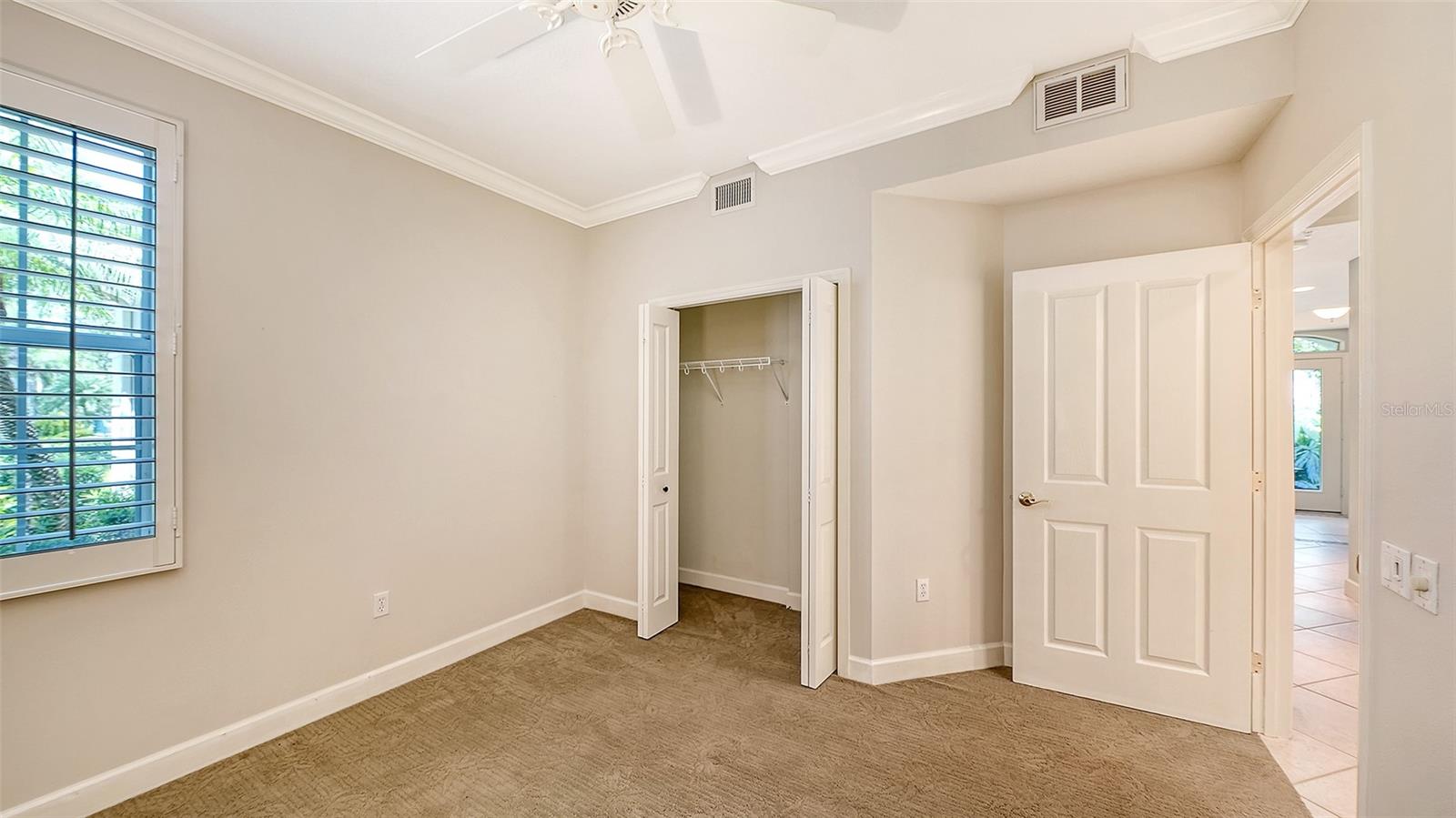 5211 PARISIENNE PL #101B27