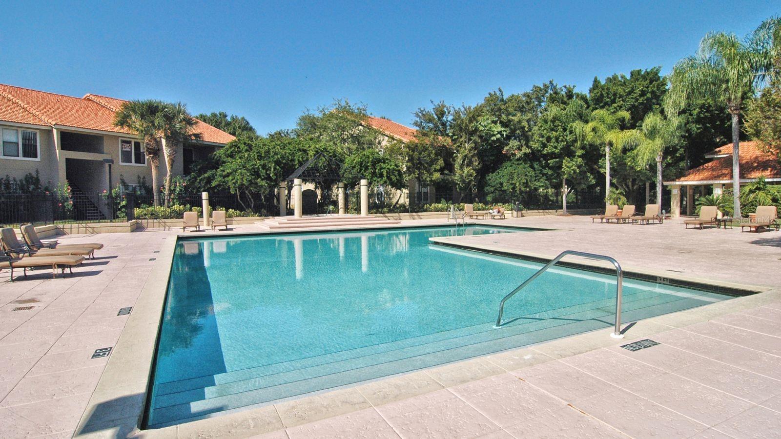 4024 CROCKERS LAKE BLVD #27
