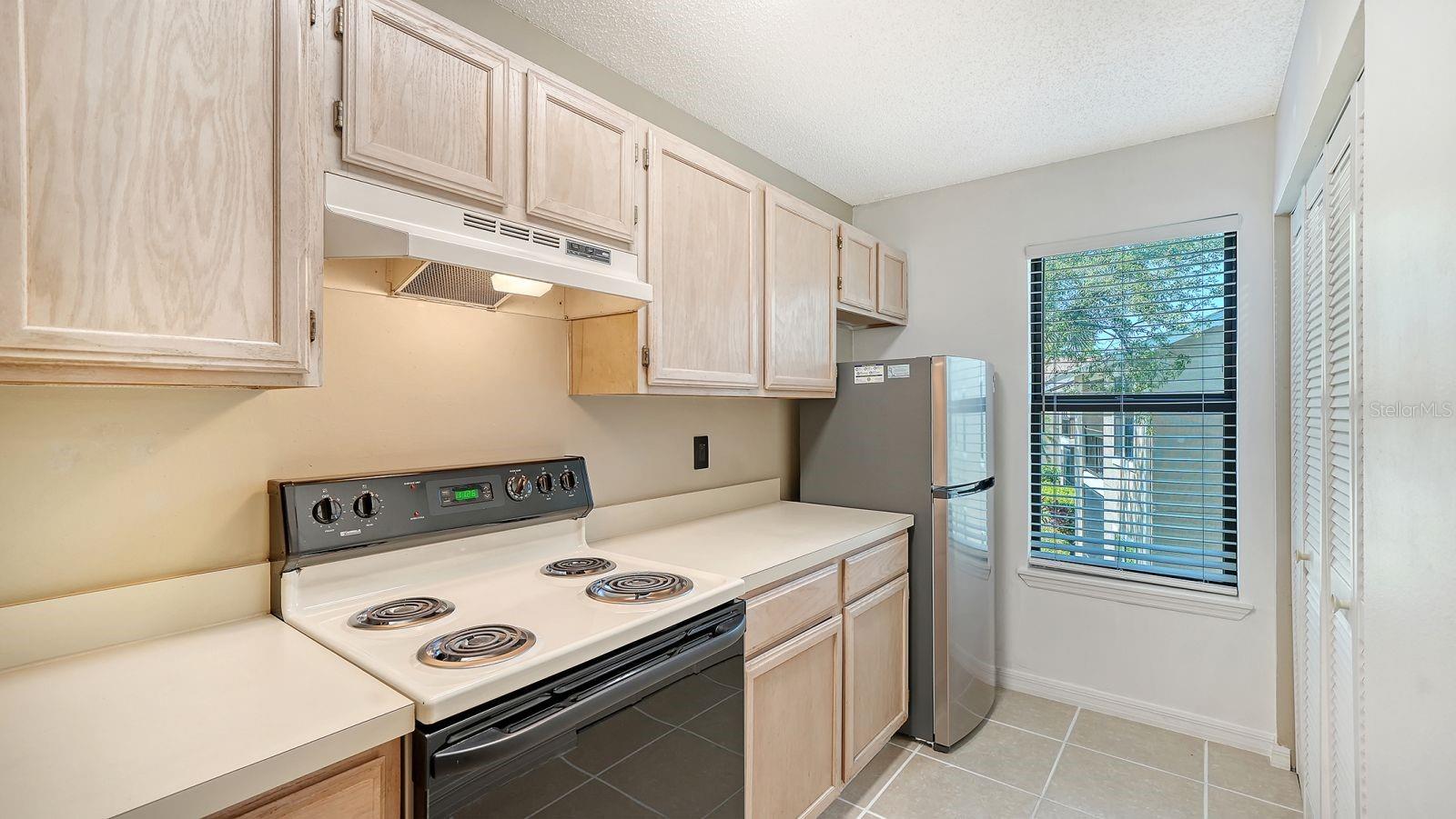 4024 CROCKERS LAKE BLVD #27
