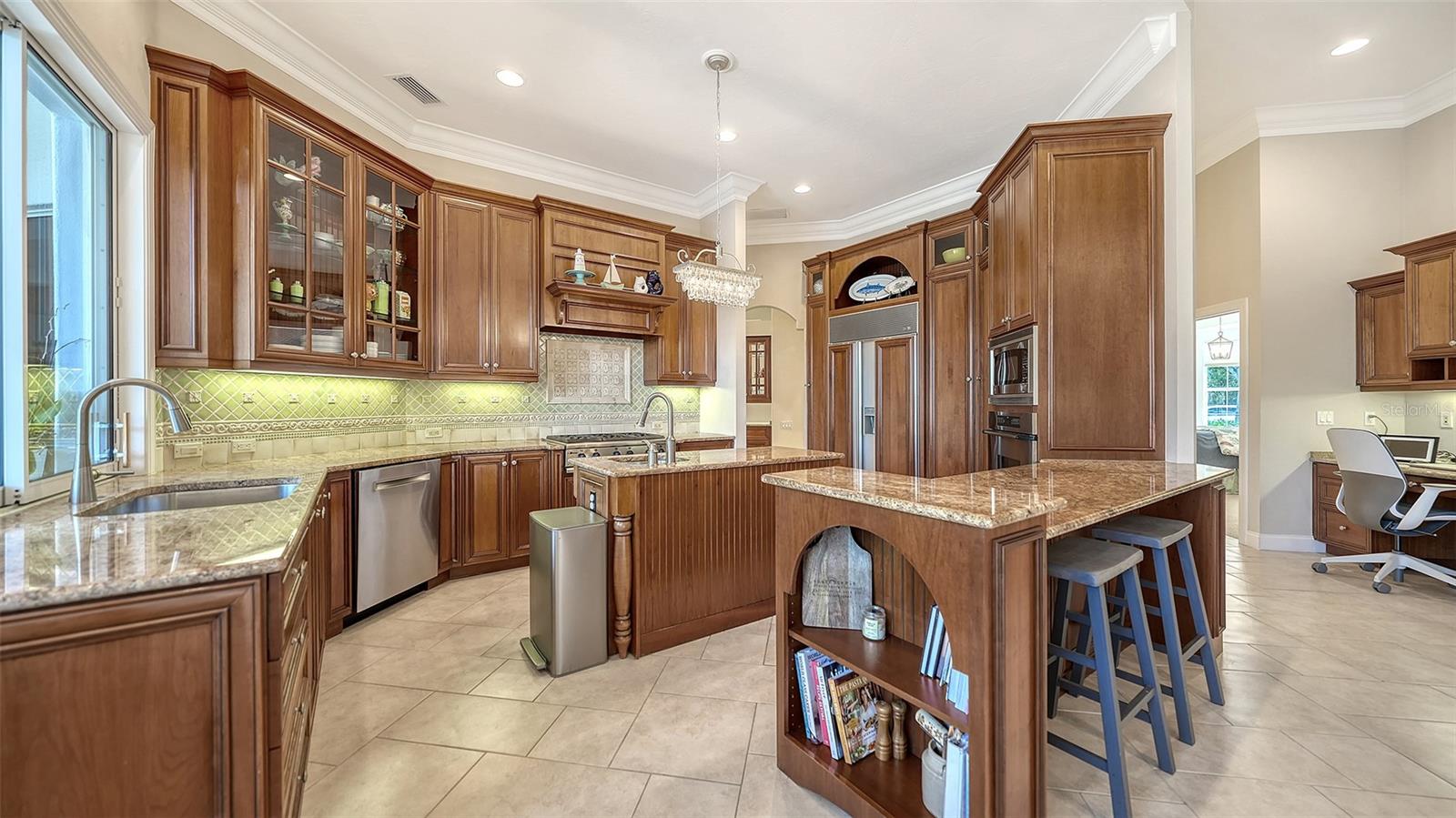 8960 ROCKY LAKE CT