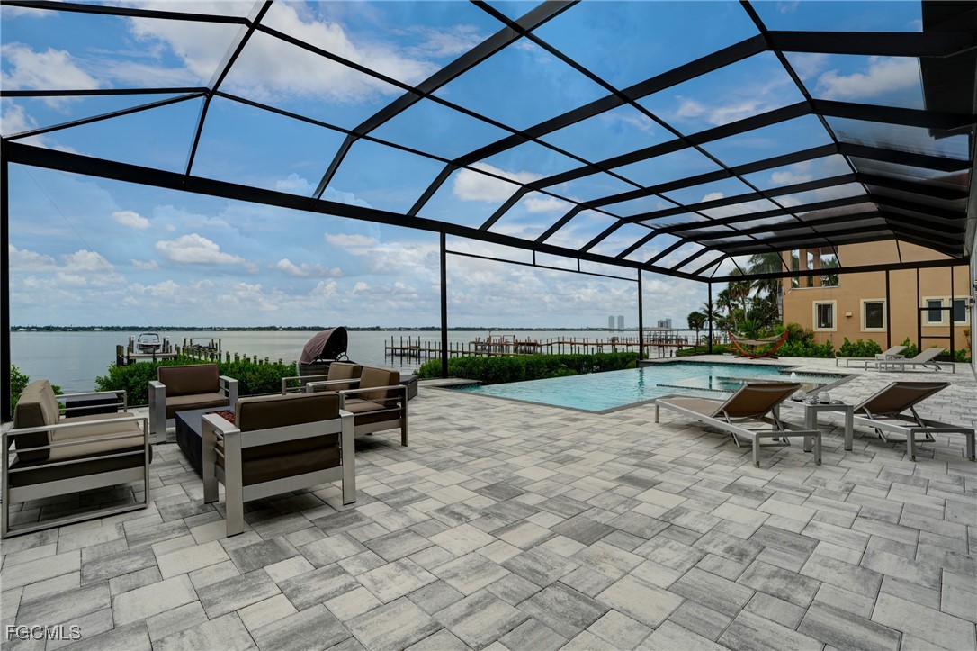 6390 River Club CT