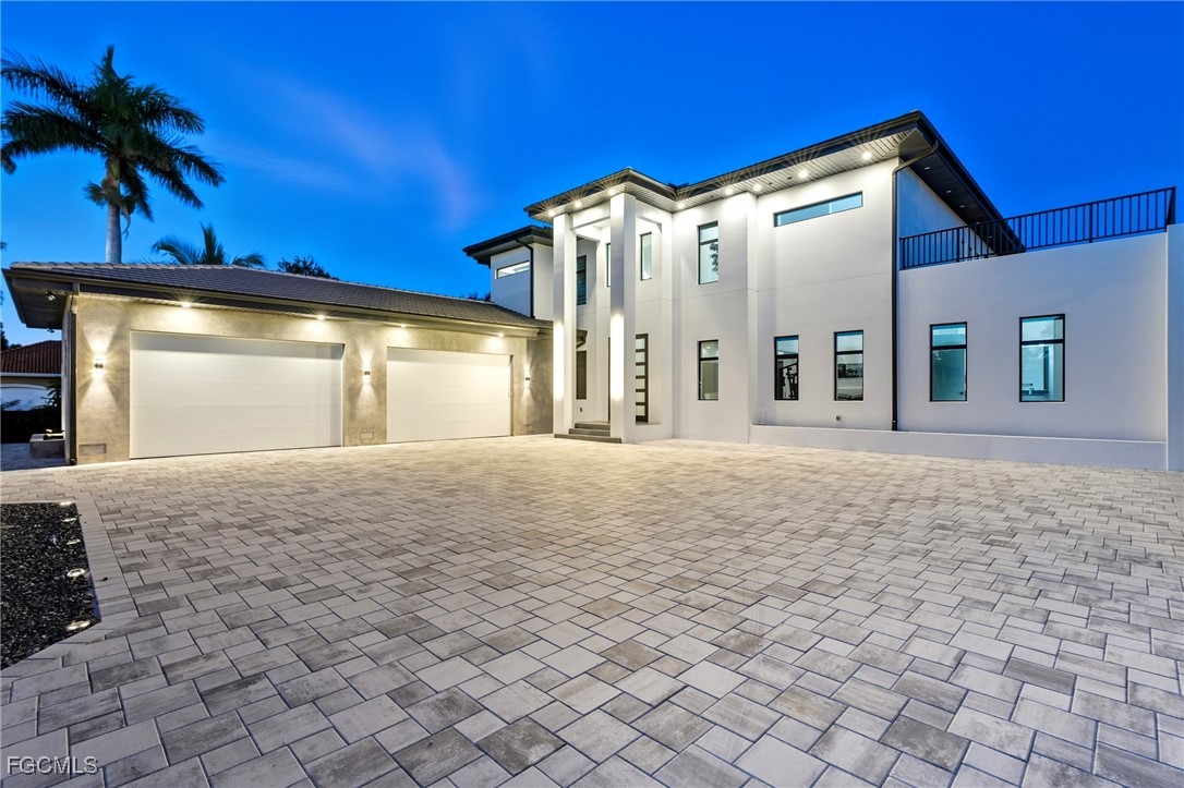 6390 River Club CT
