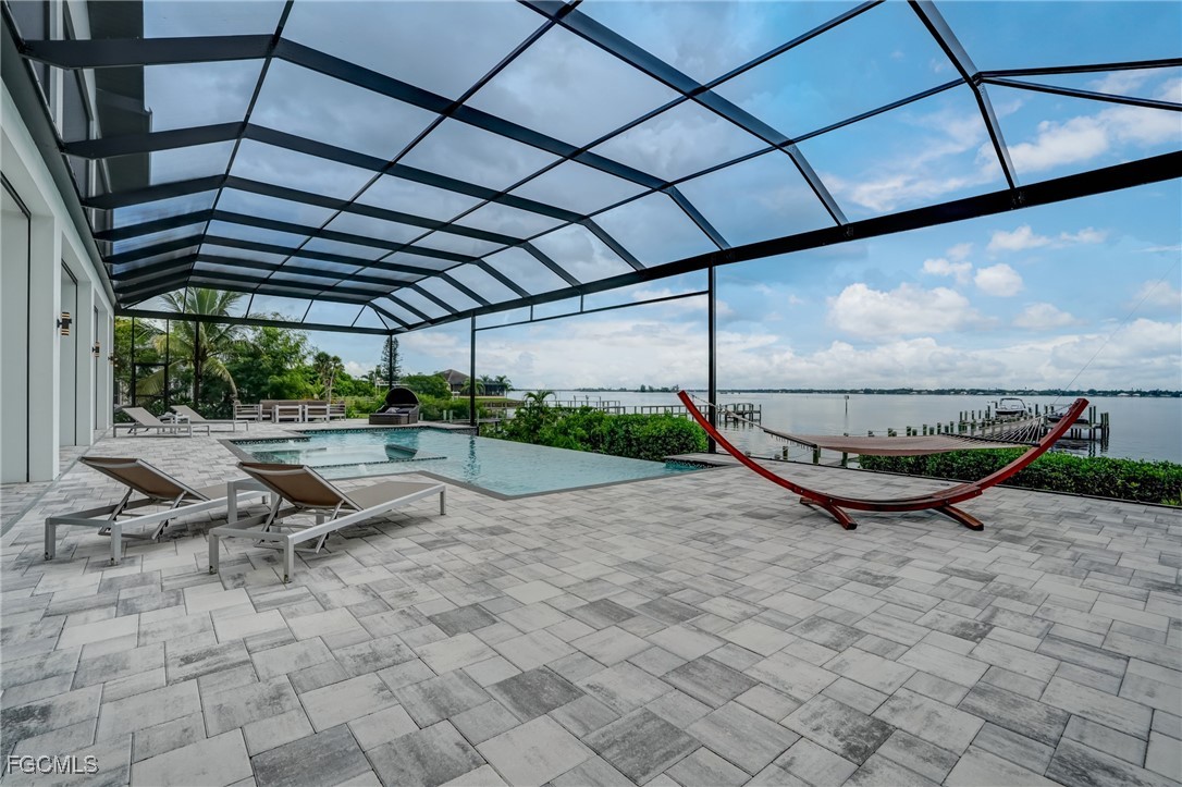 6390 River Club CT