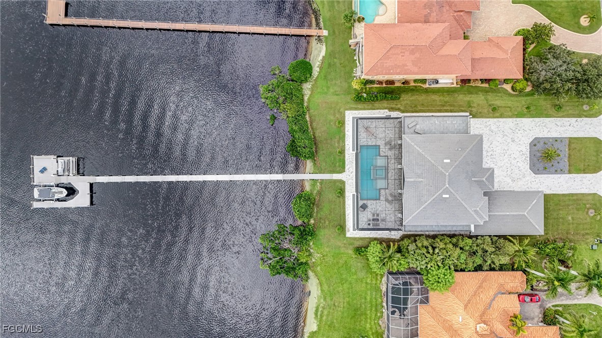 6390 River Club CT