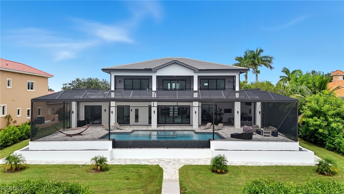 6390 River Club CT