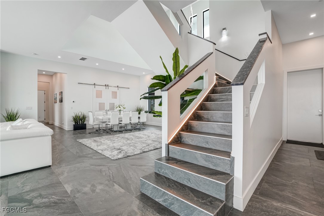 6390 River Club CT