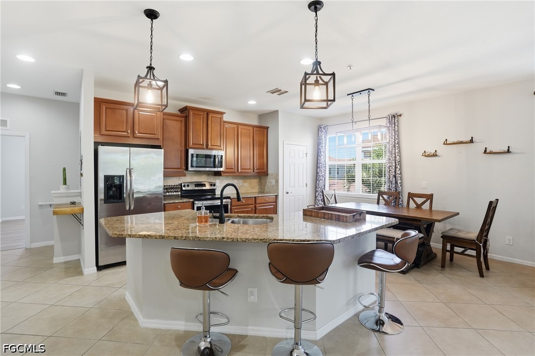 8515 Oakshade CIR 201