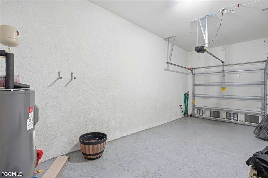 8515 Oakshade CIR 201