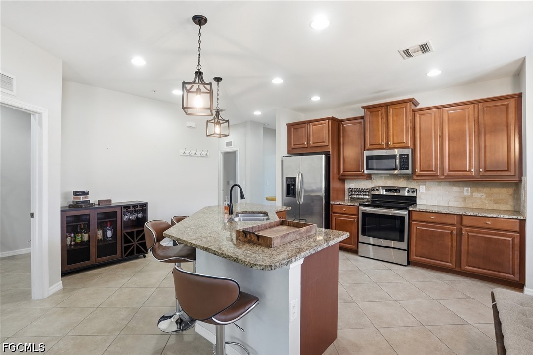 8515 Oakshade CIR 201