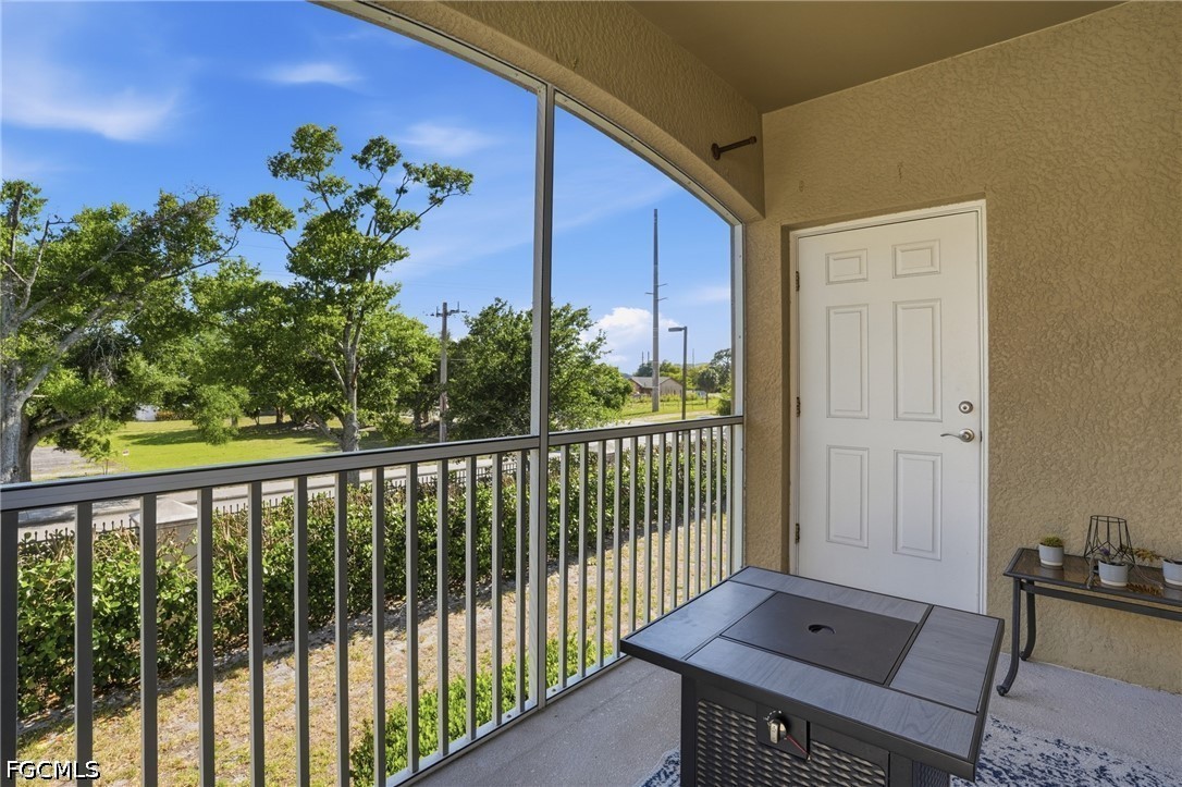 8515 Oakshade CIR 201