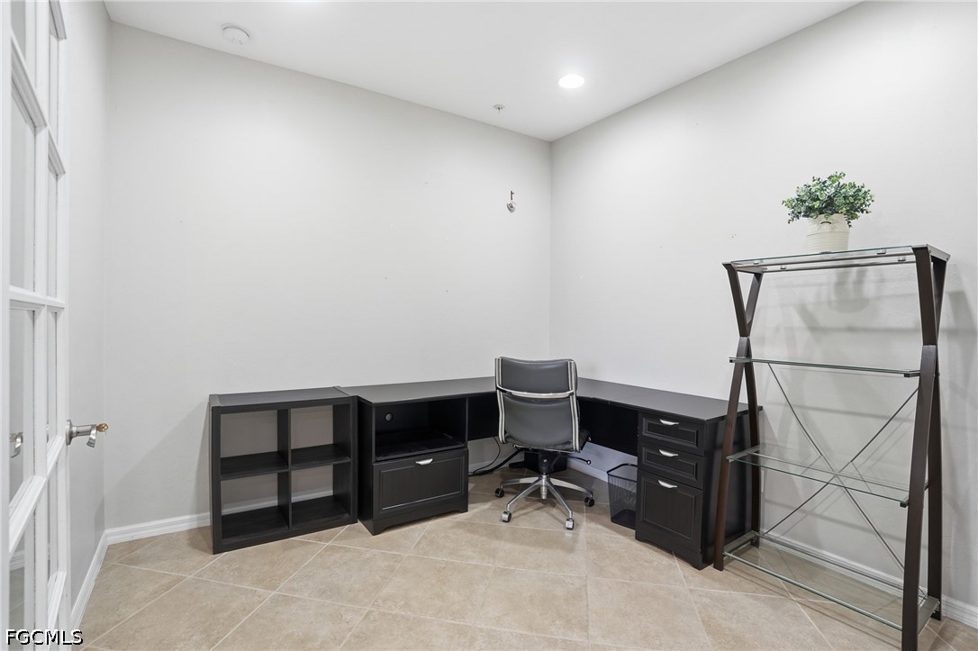 8515 Oakshade CIR 201