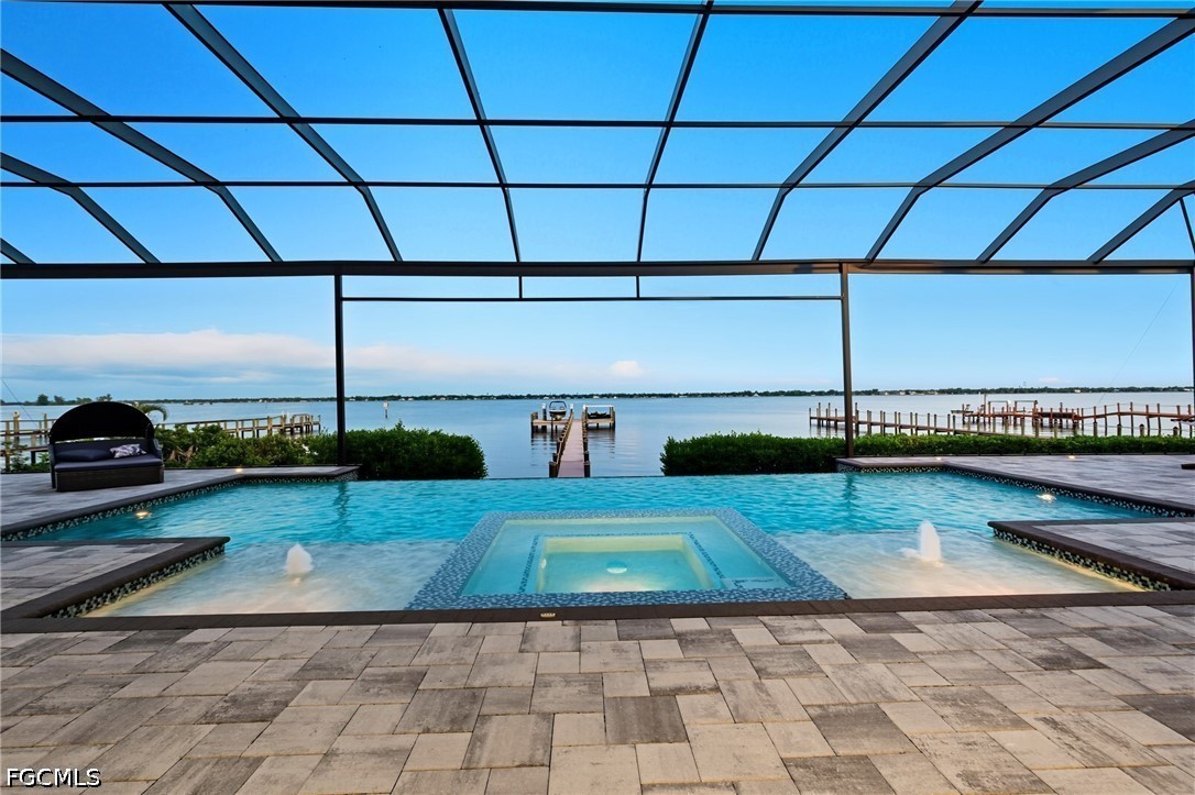 6390 River Club CT