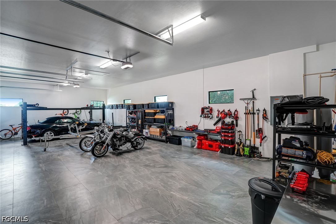 6390 River Club CT