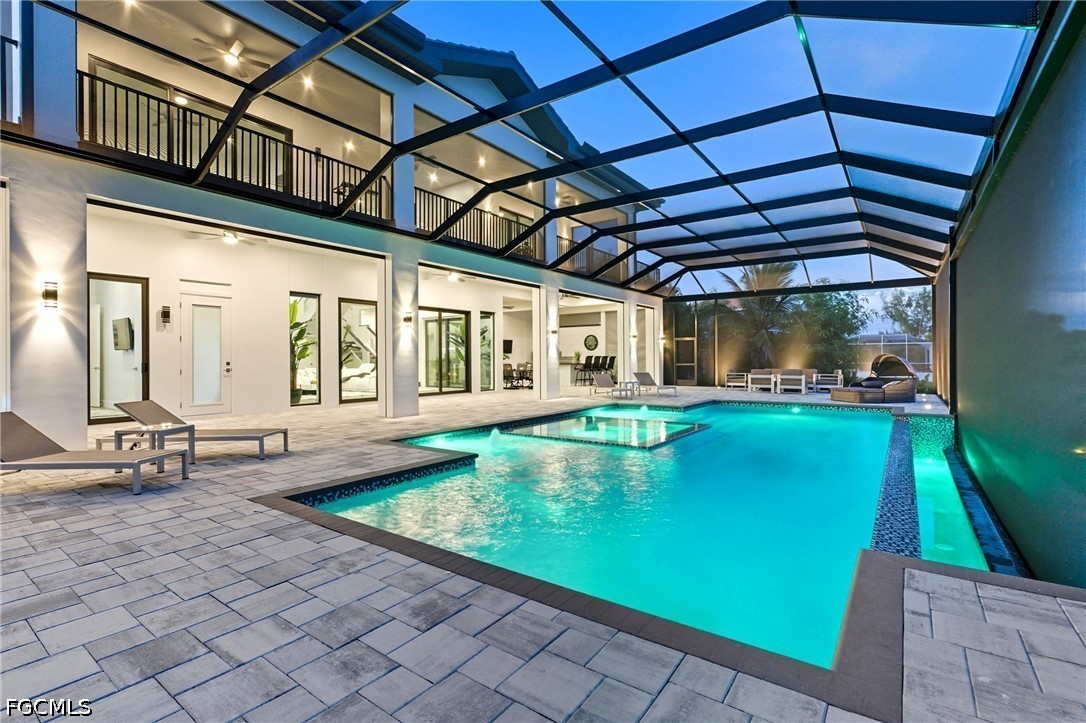6390 River Club CT