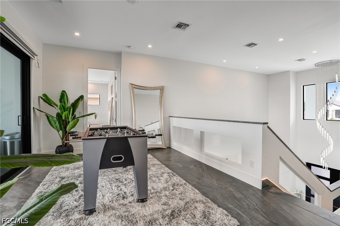 6390 River Club CT
