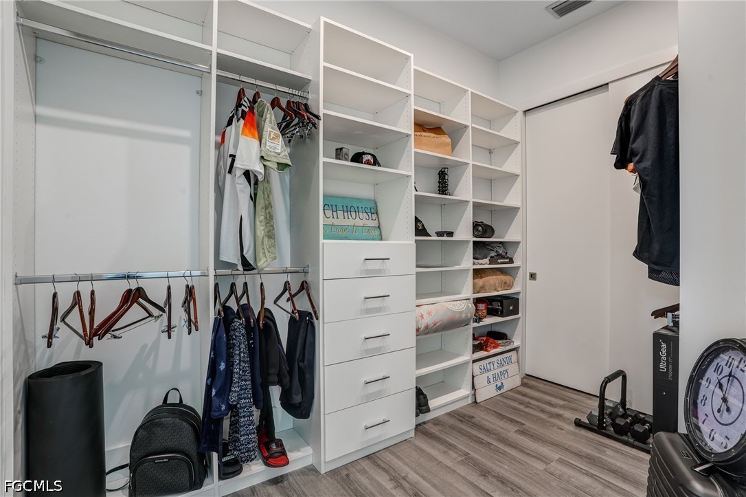 6390 River Club CT