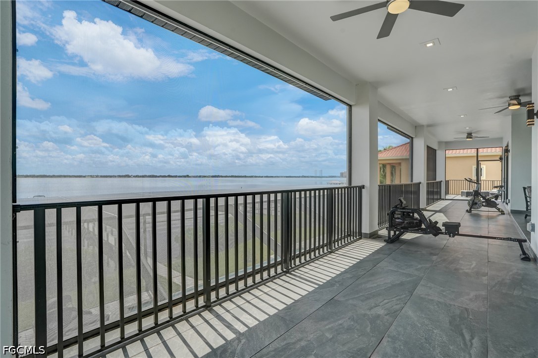 6390 River Club CT