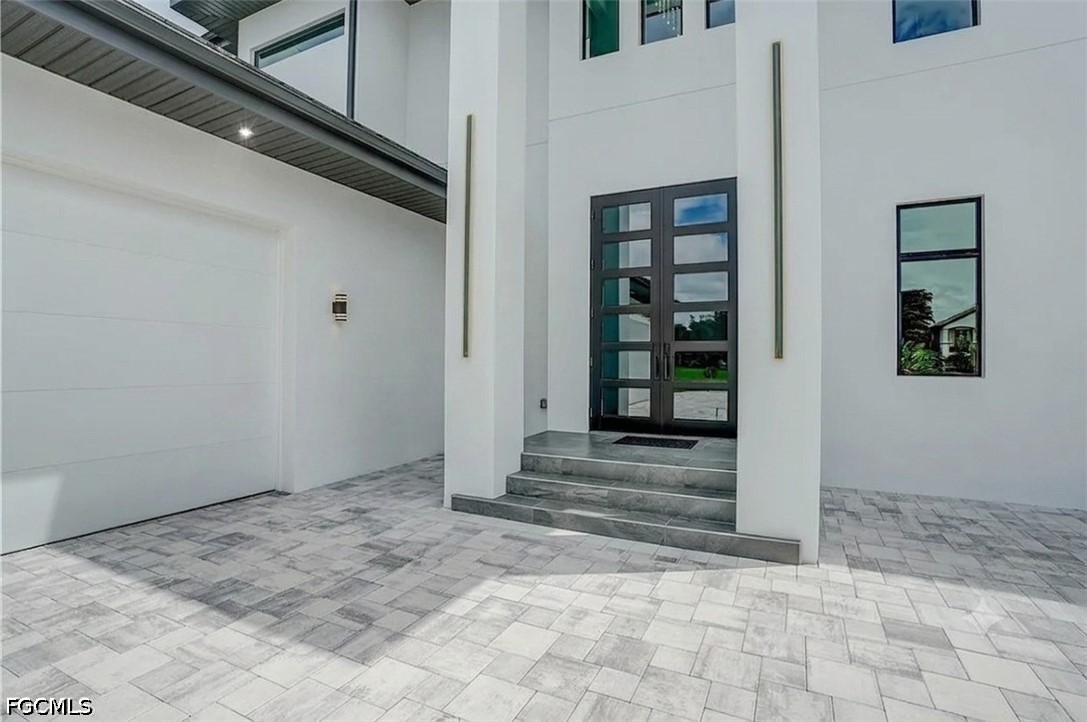 6390 River Club CT