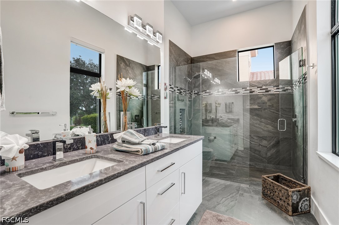 6390 River Club CT