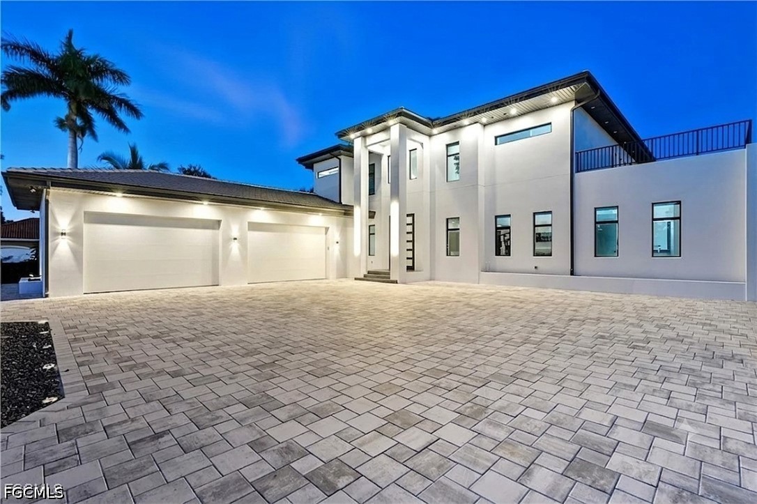 6390 River Club CT