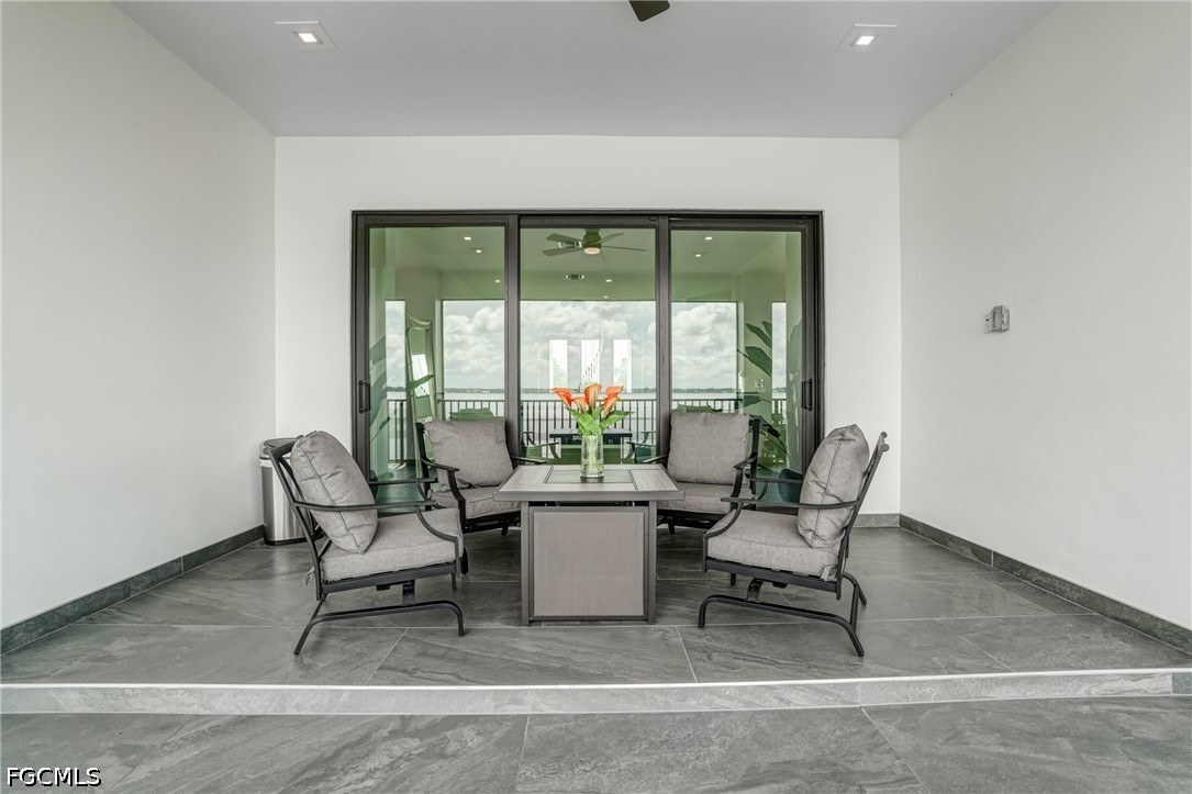 6390 River Club CT