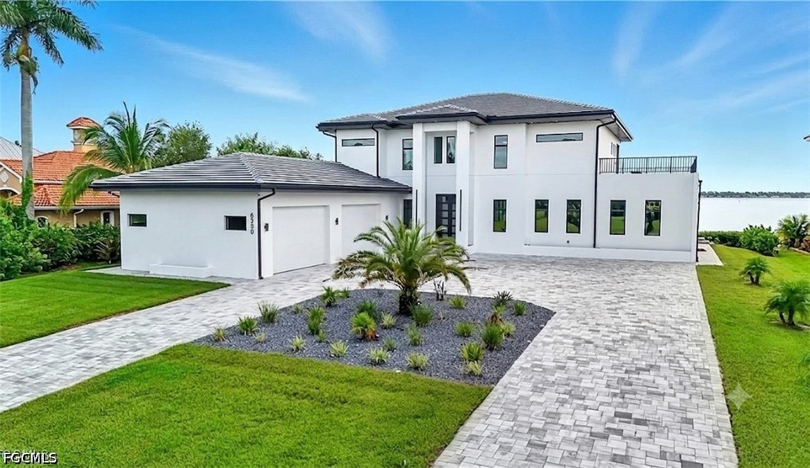 6390 River Club CT