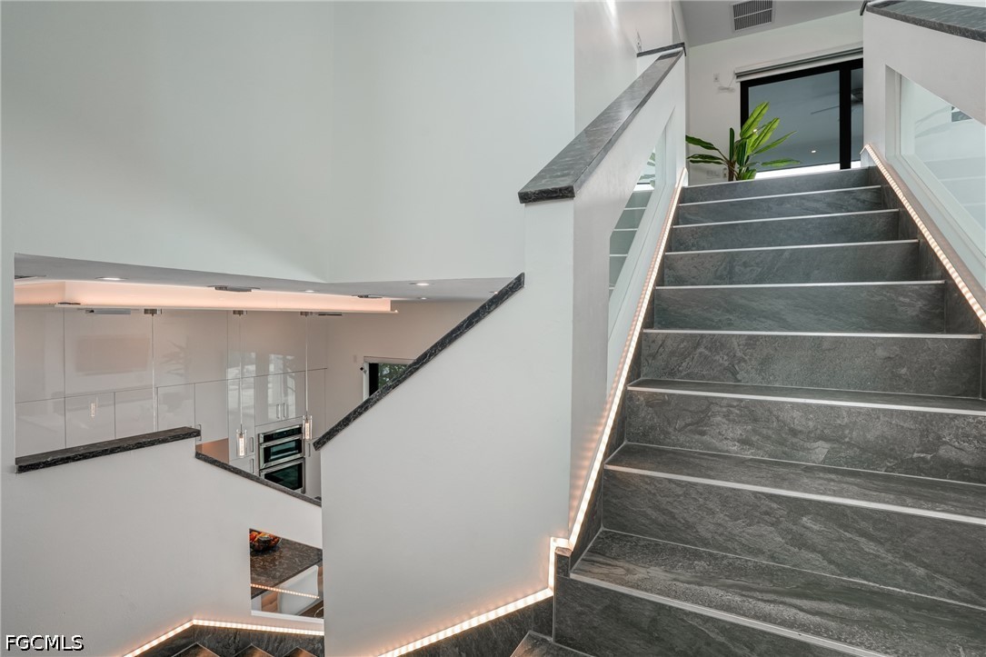 6390 River Club CT