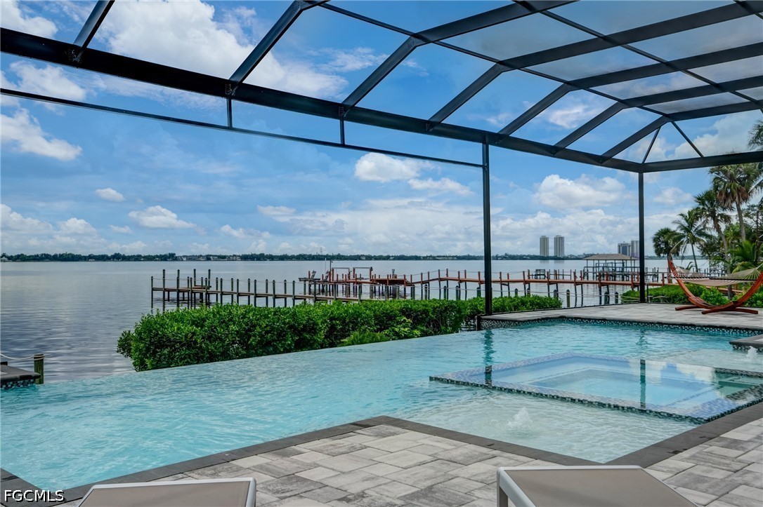 6390 River Club CT