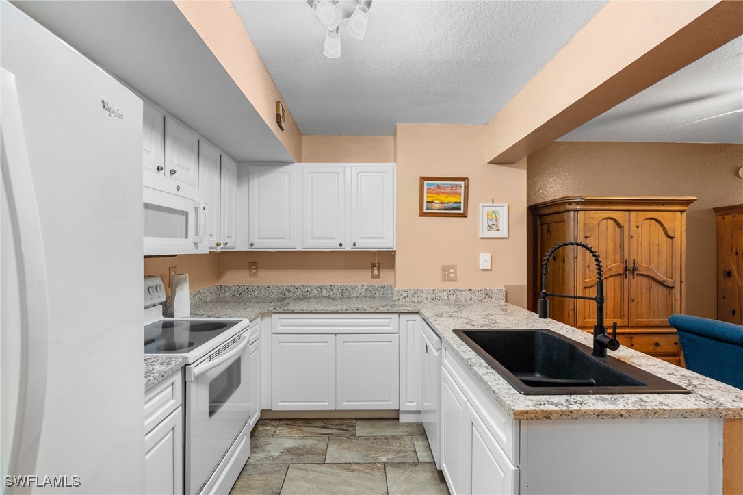 4113 Residence DR 206