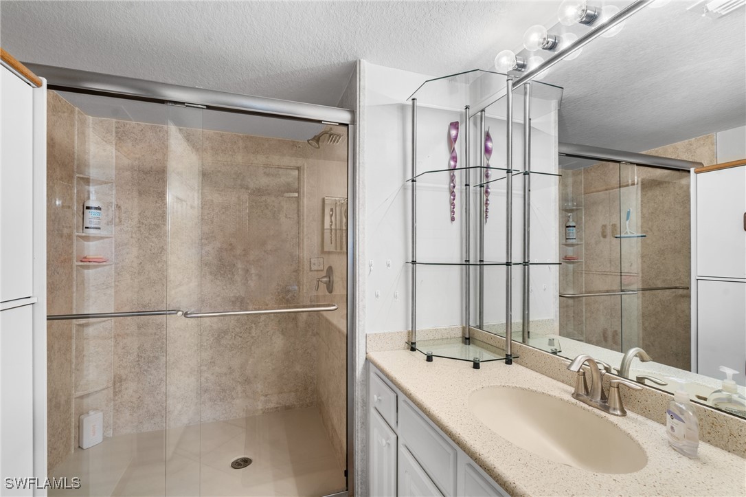 4113 Residence DR 206