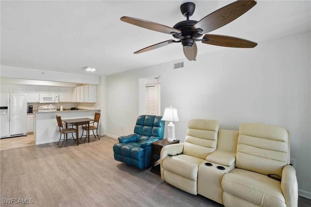 4113 Residence DR 215