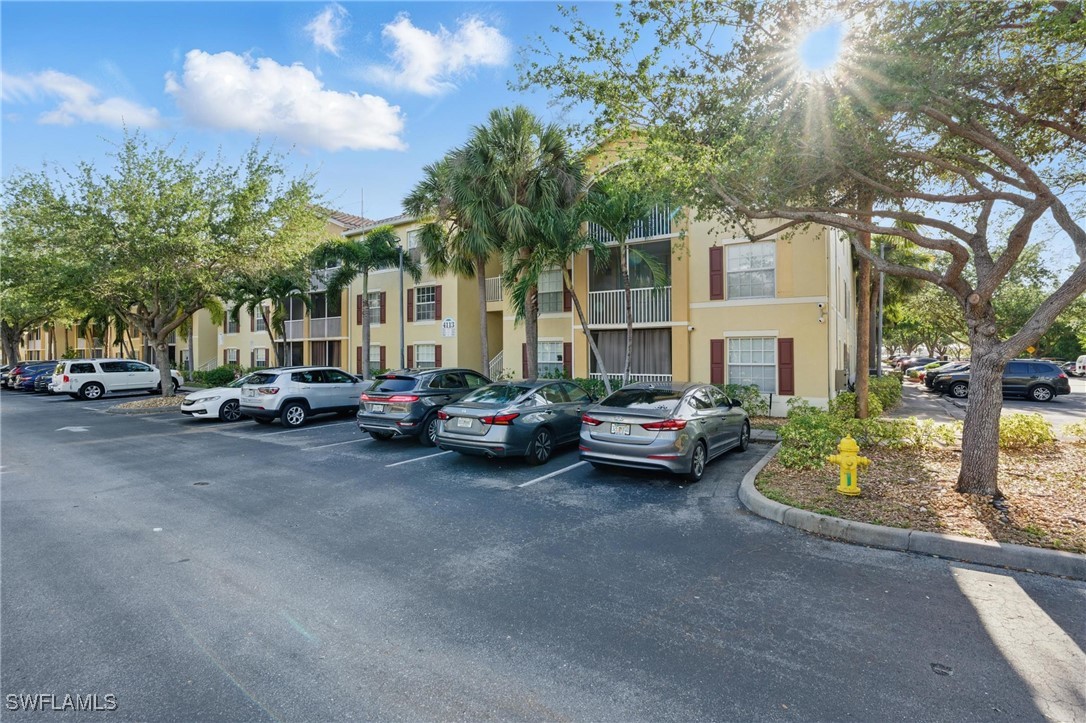 4113 Residence DR 215