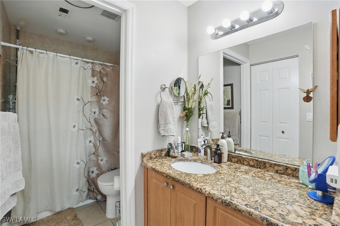 3421 Winkler AVE 402