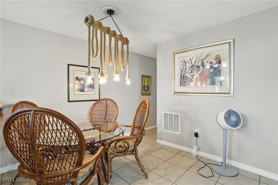 3421 Winkler AVE 402