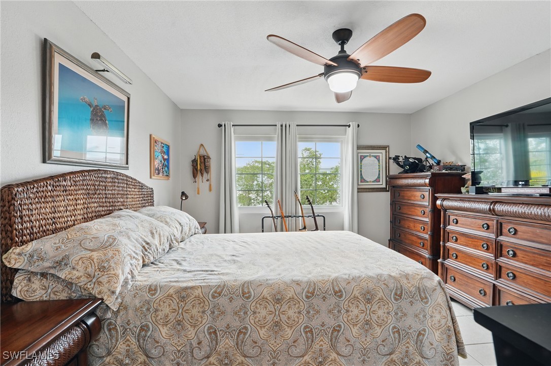 3421 Winkler AVE 402