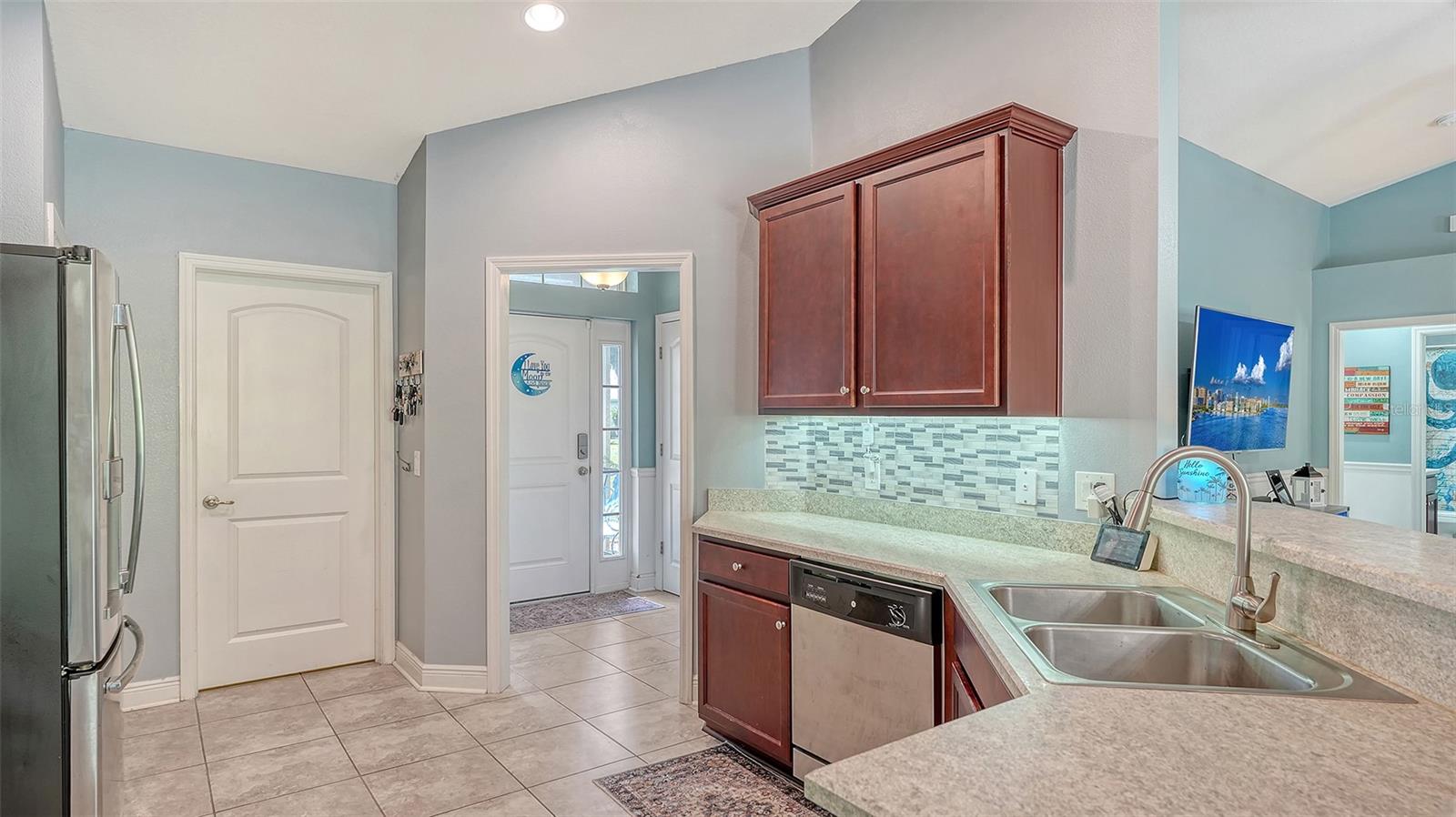237 STRASBURG DR