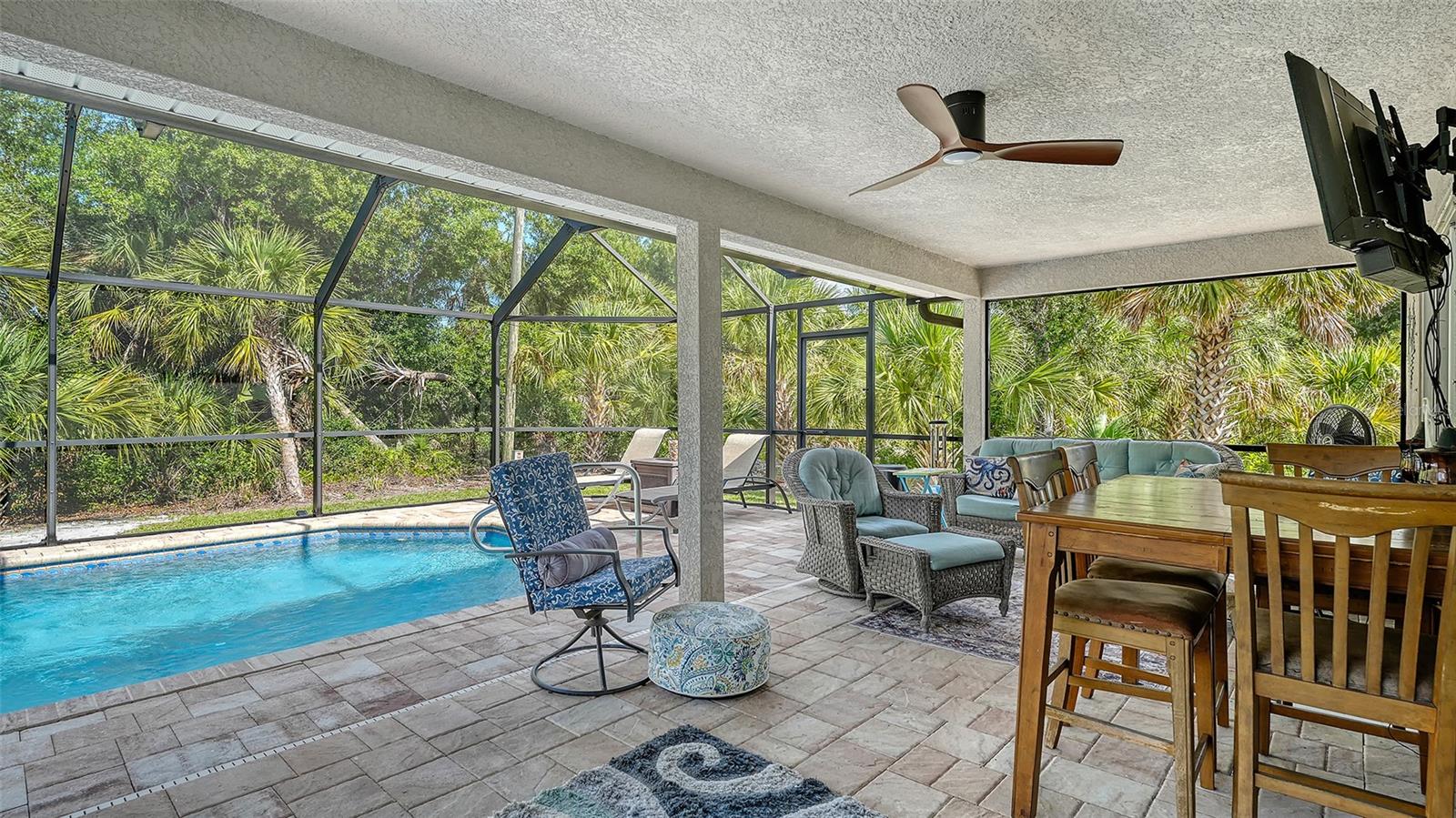 237 STRASBURG DR