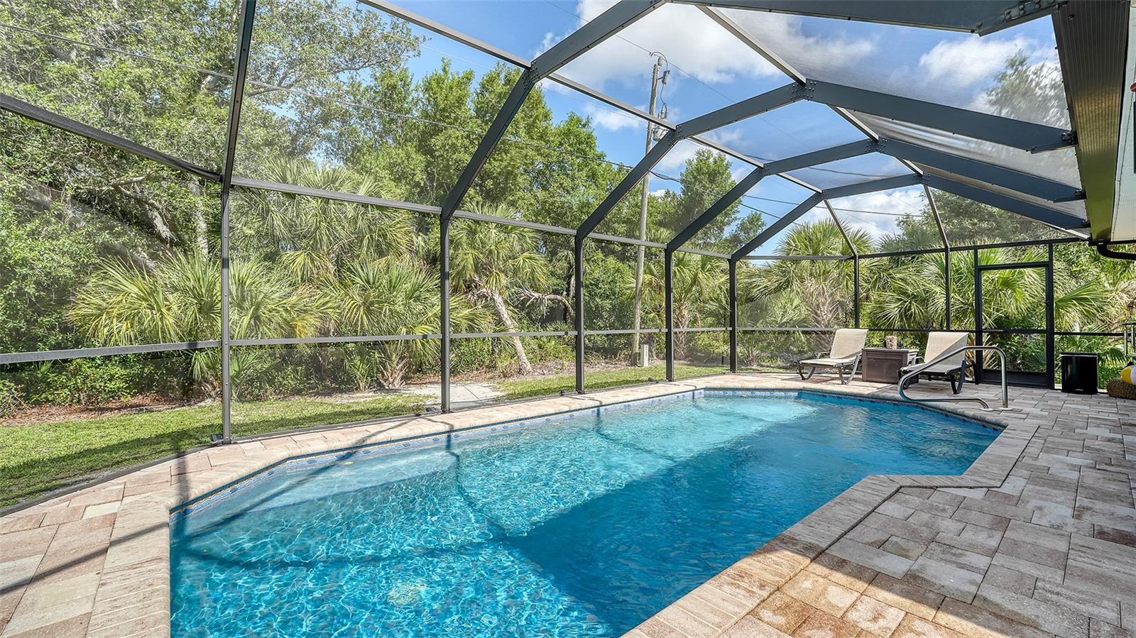 237 STRASBURG DR