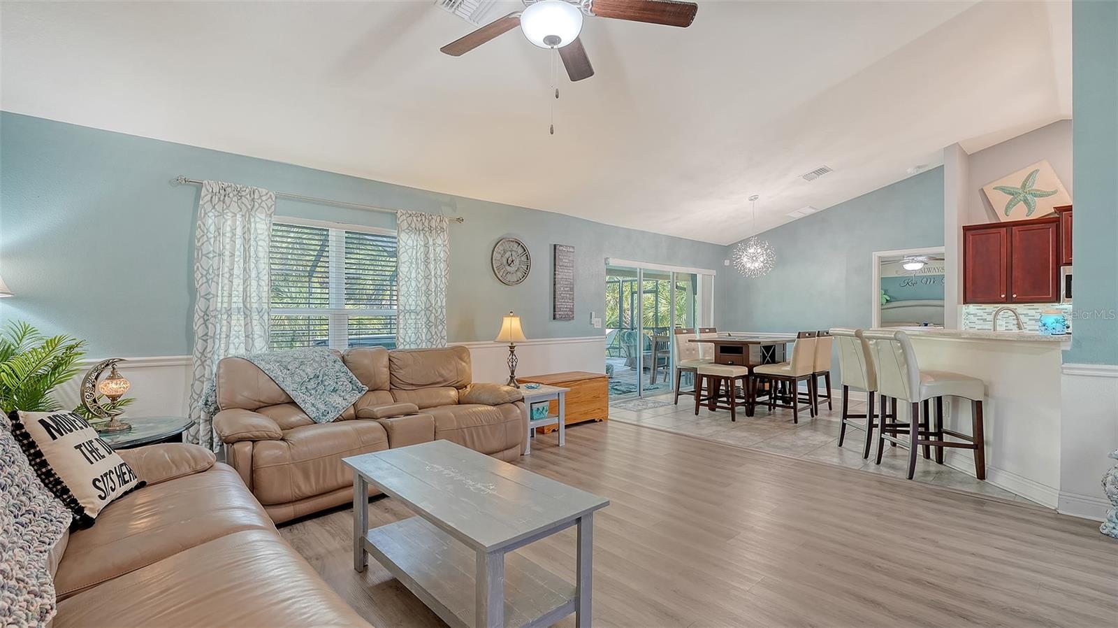 237 STRASBURG DR
