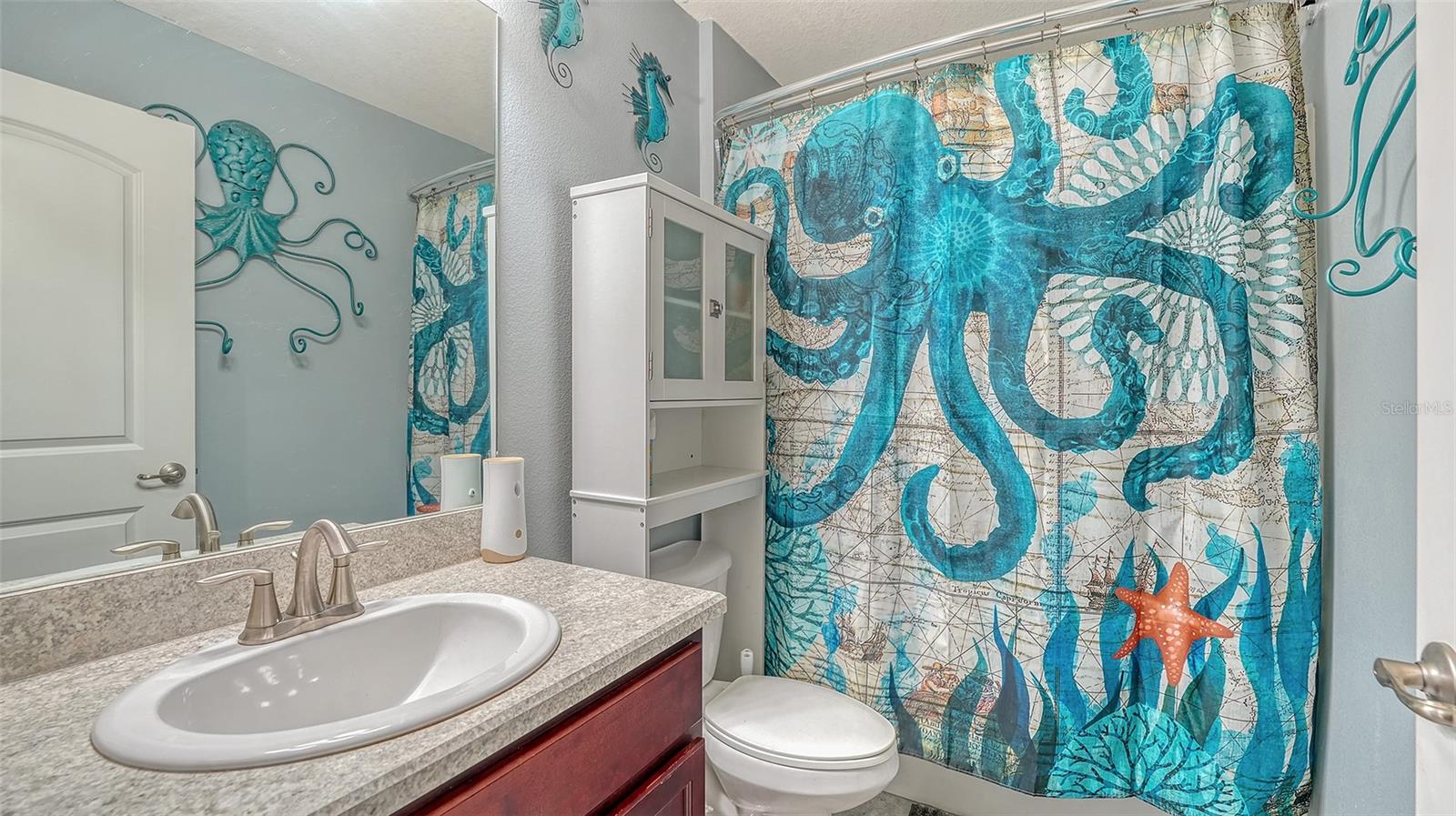 237 STRASBURG DR