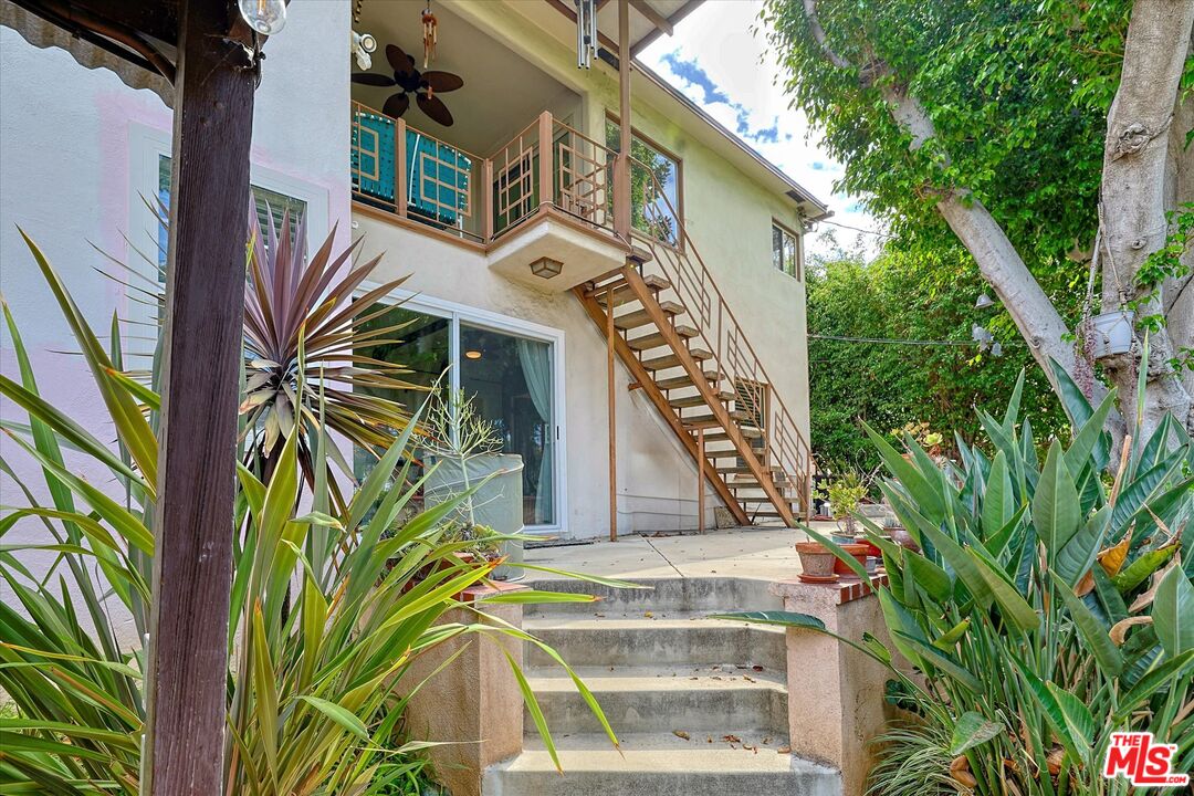 4621 W Avenue 41