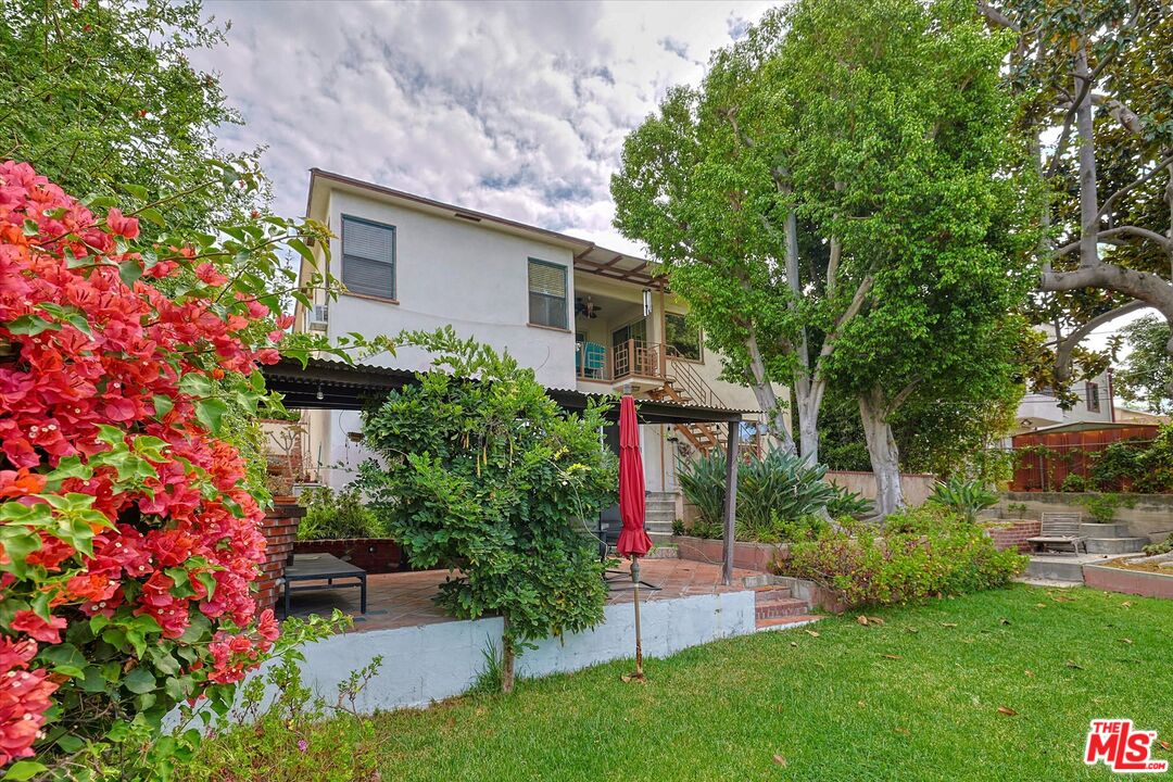 4621 W Avenue 41