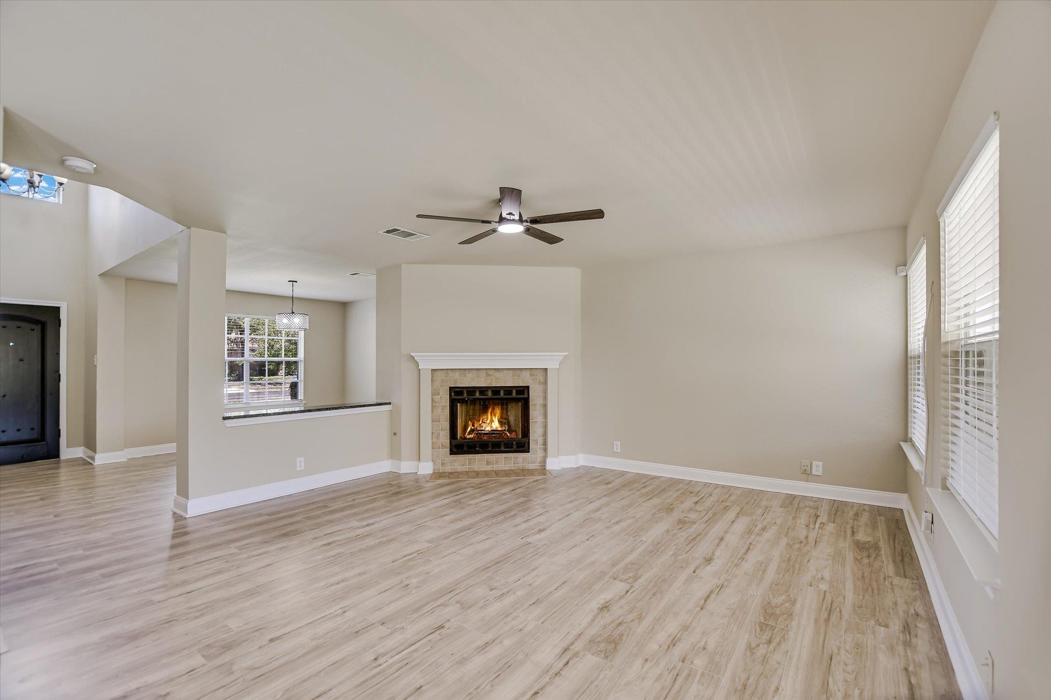 8111 Hawick DR