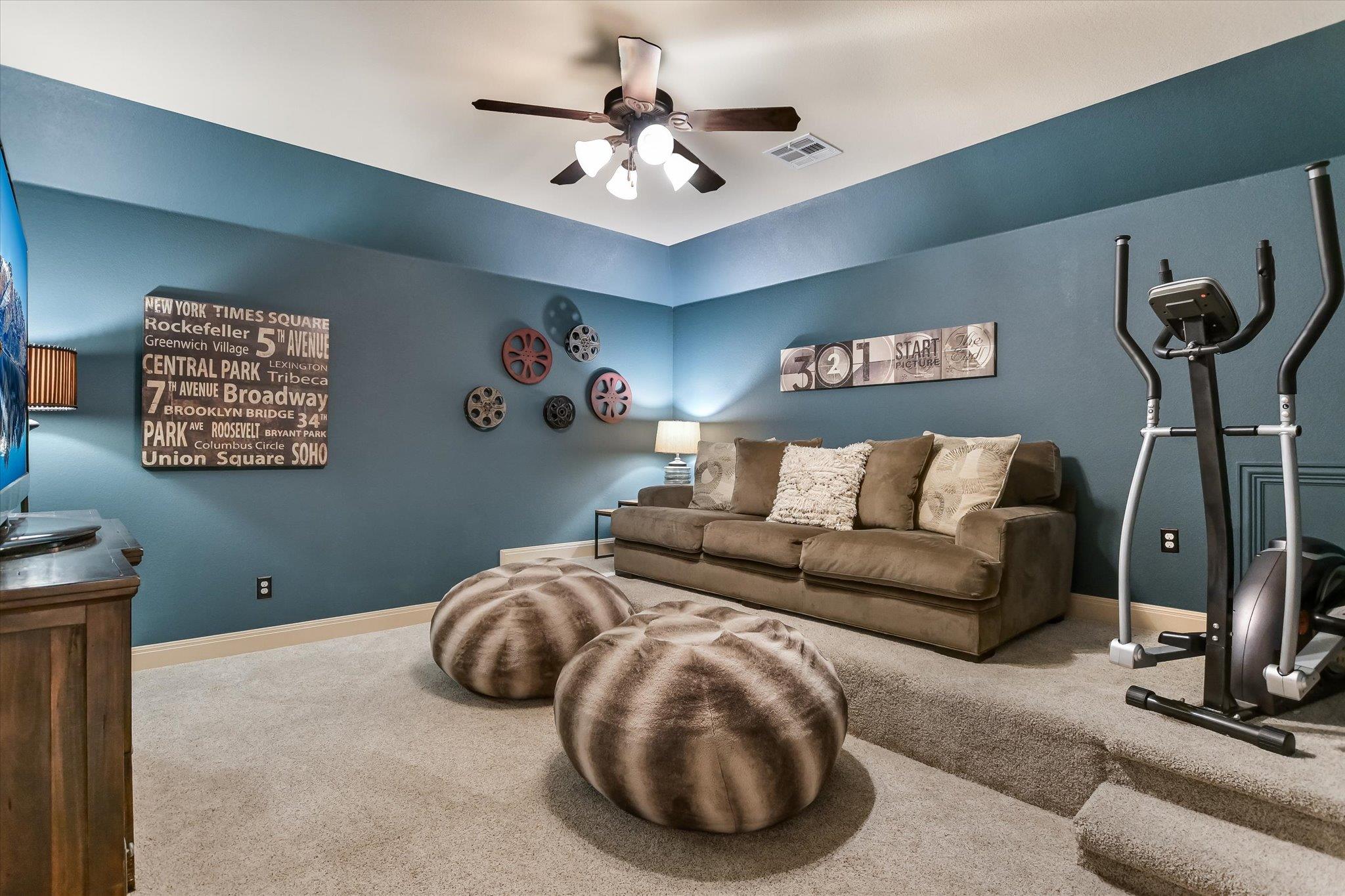 306 Kati LN