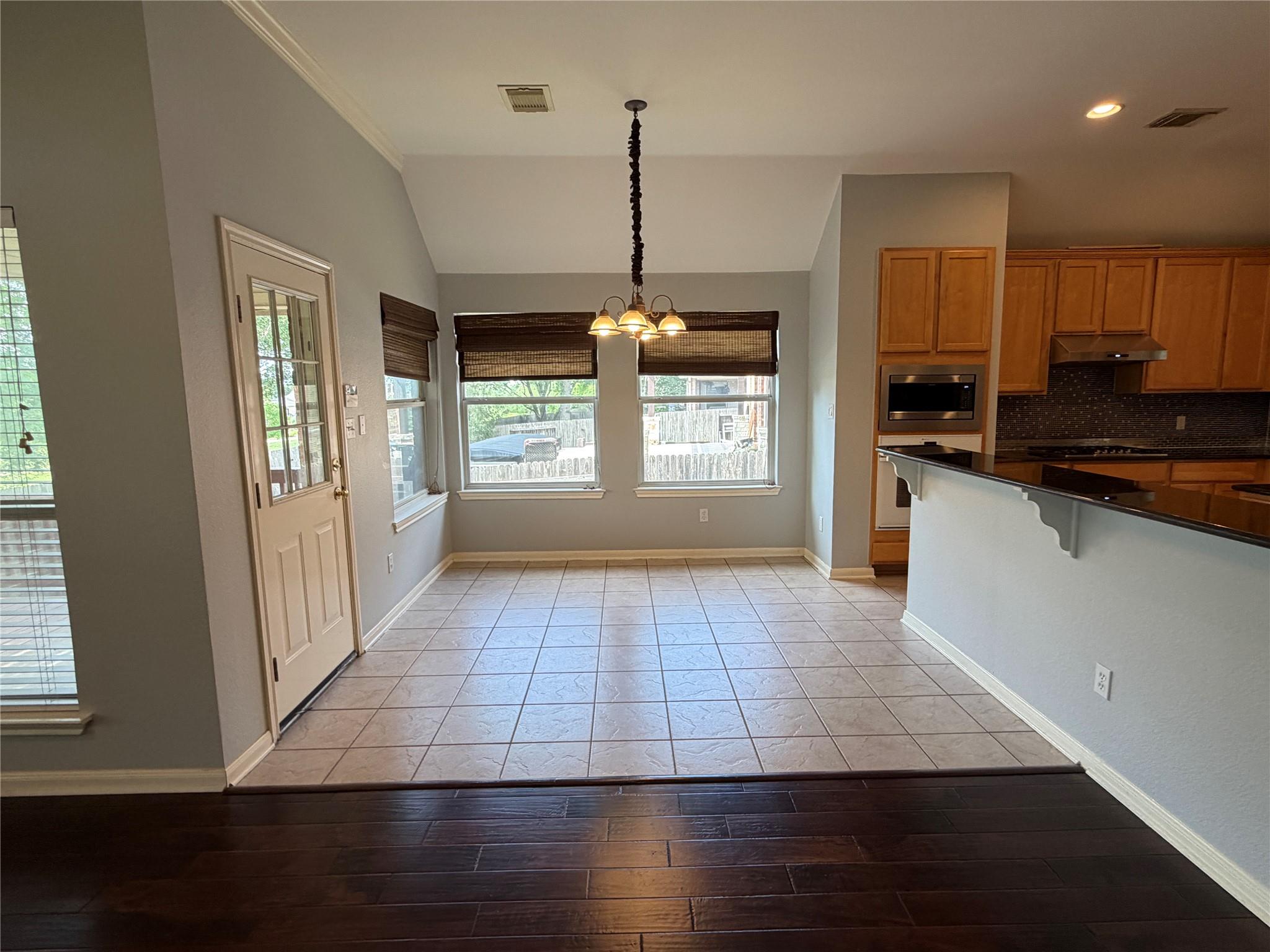 8413 Sea Ash CIR