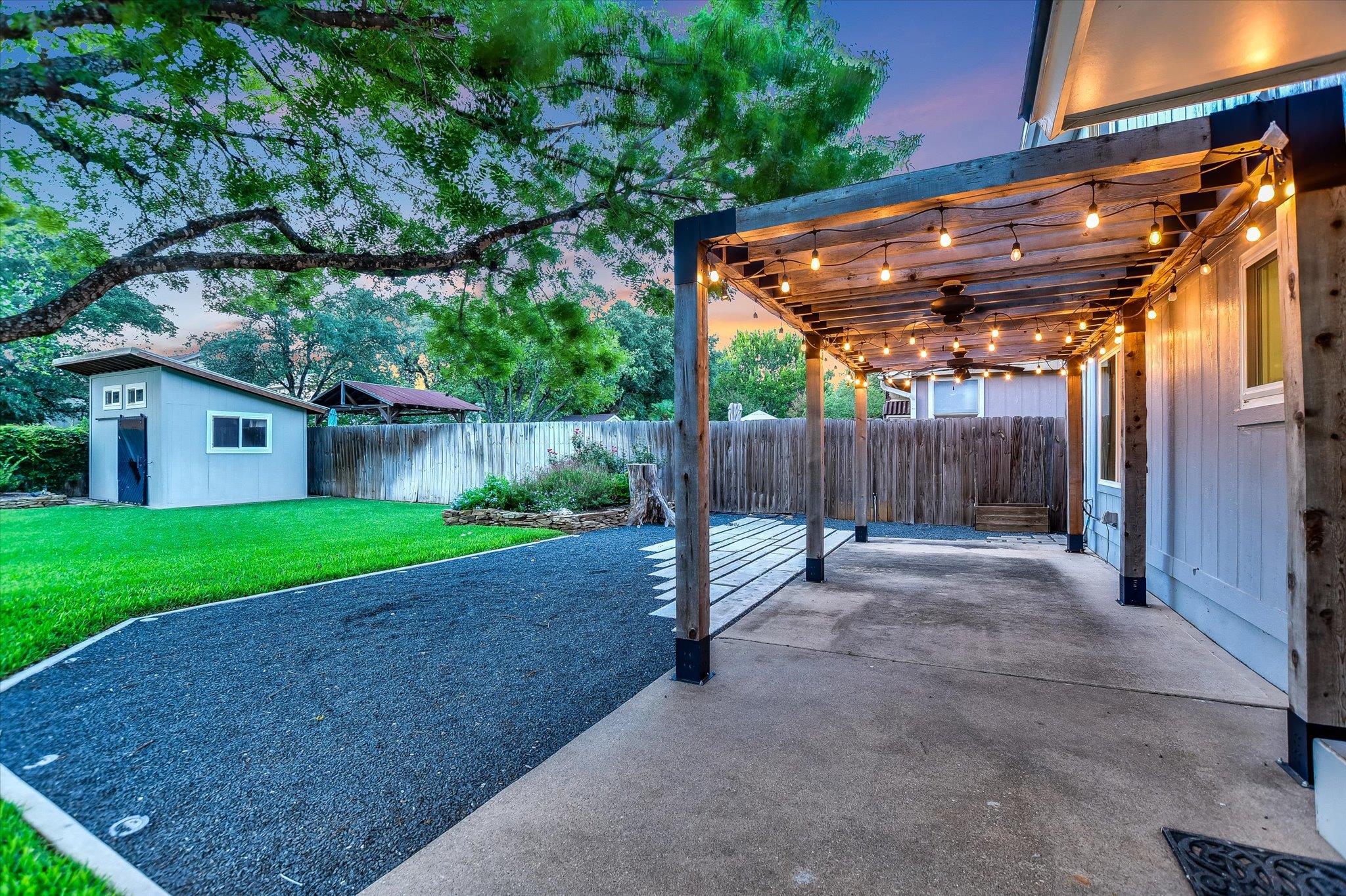 1415 Deer Ledge TRL