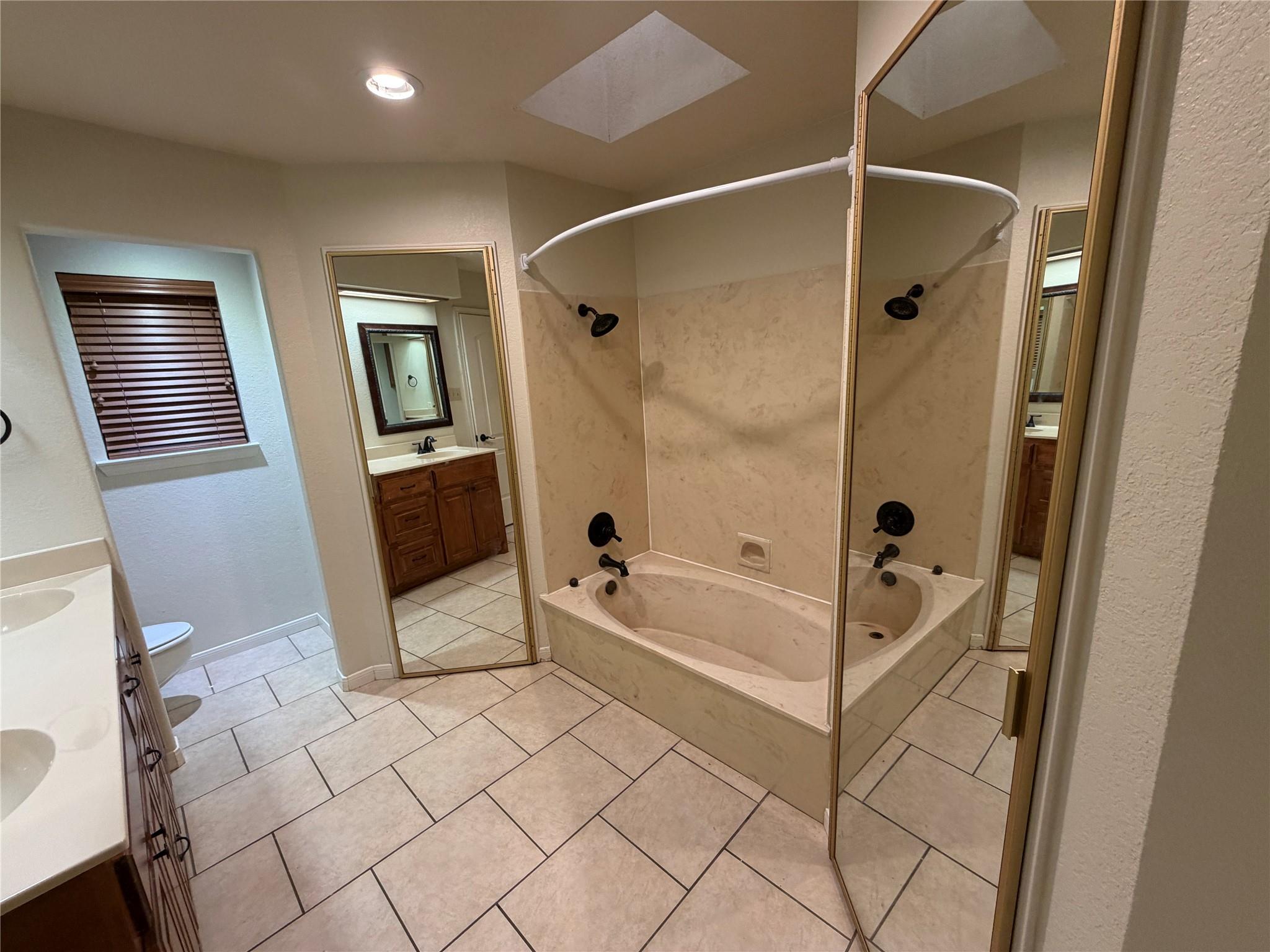 11810 Rain Forest CV