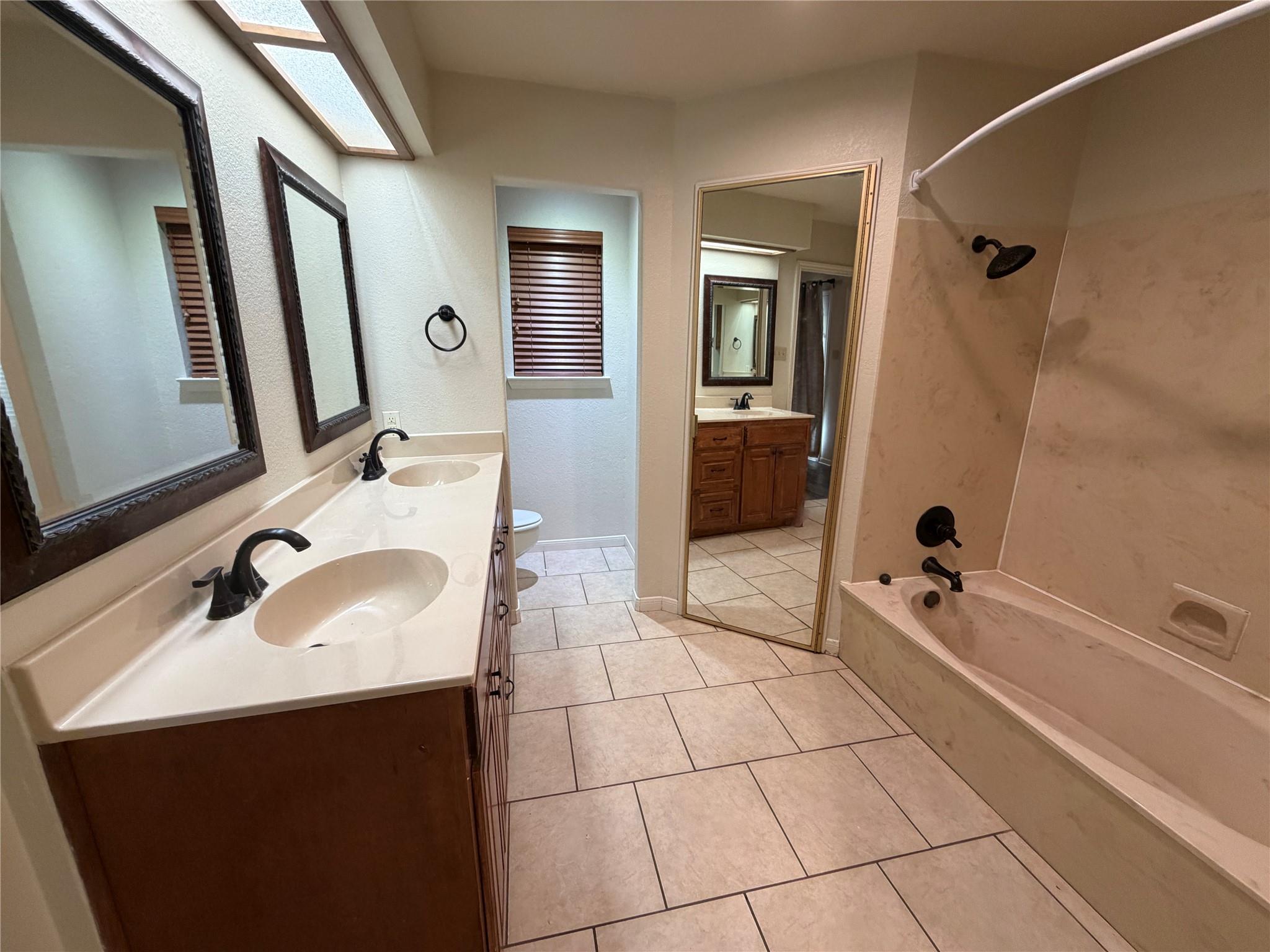 11810 Rain Forest CV